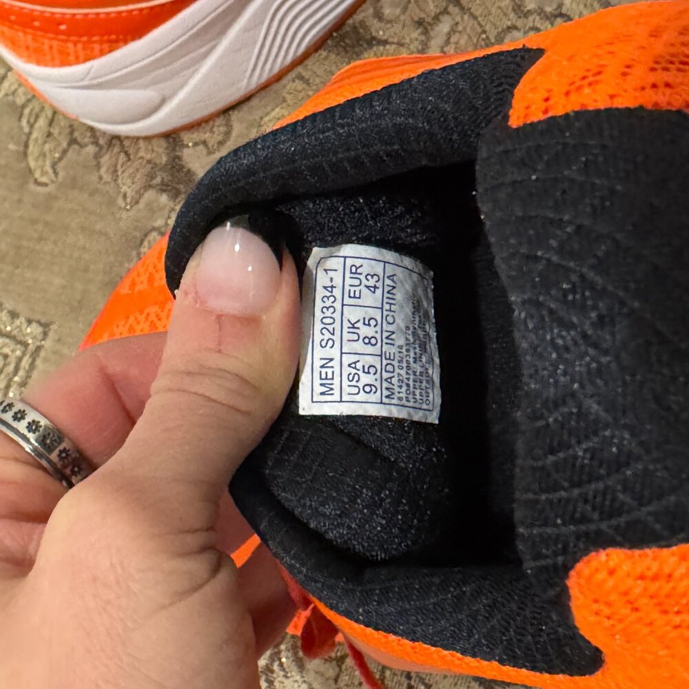 Saucony Run Pops Orange, men's 9.5 - Picture 6 of 7